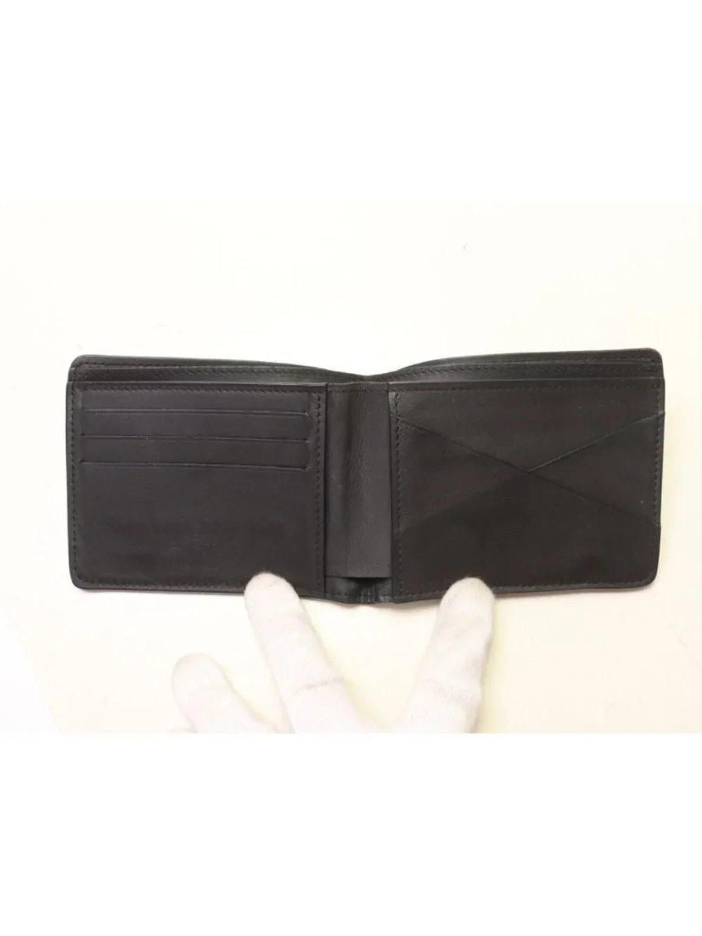 Louis Vuitton Aerogram Taurillon Leather Bifold Wallet